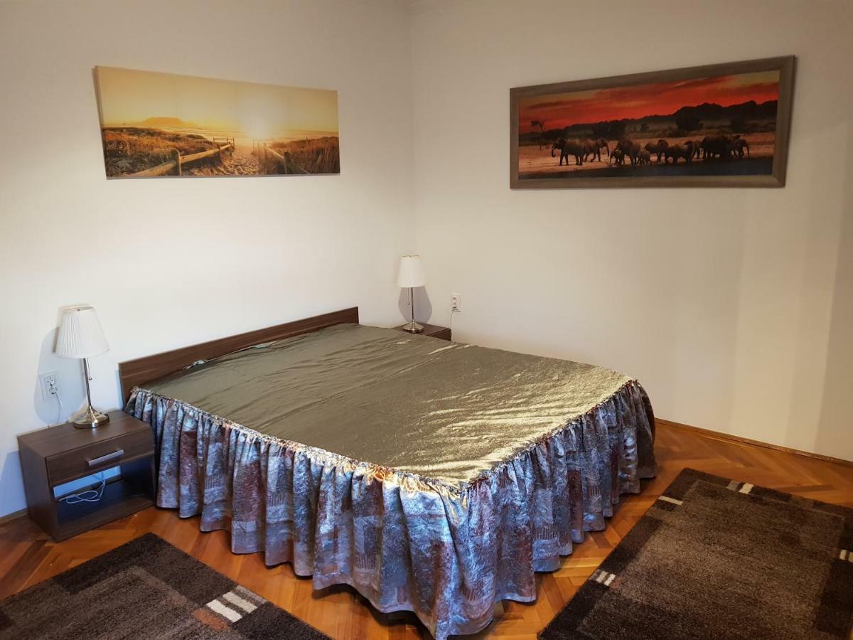 Lia Apartman Kiskunhalas Εξωτερικό φωτογραφία